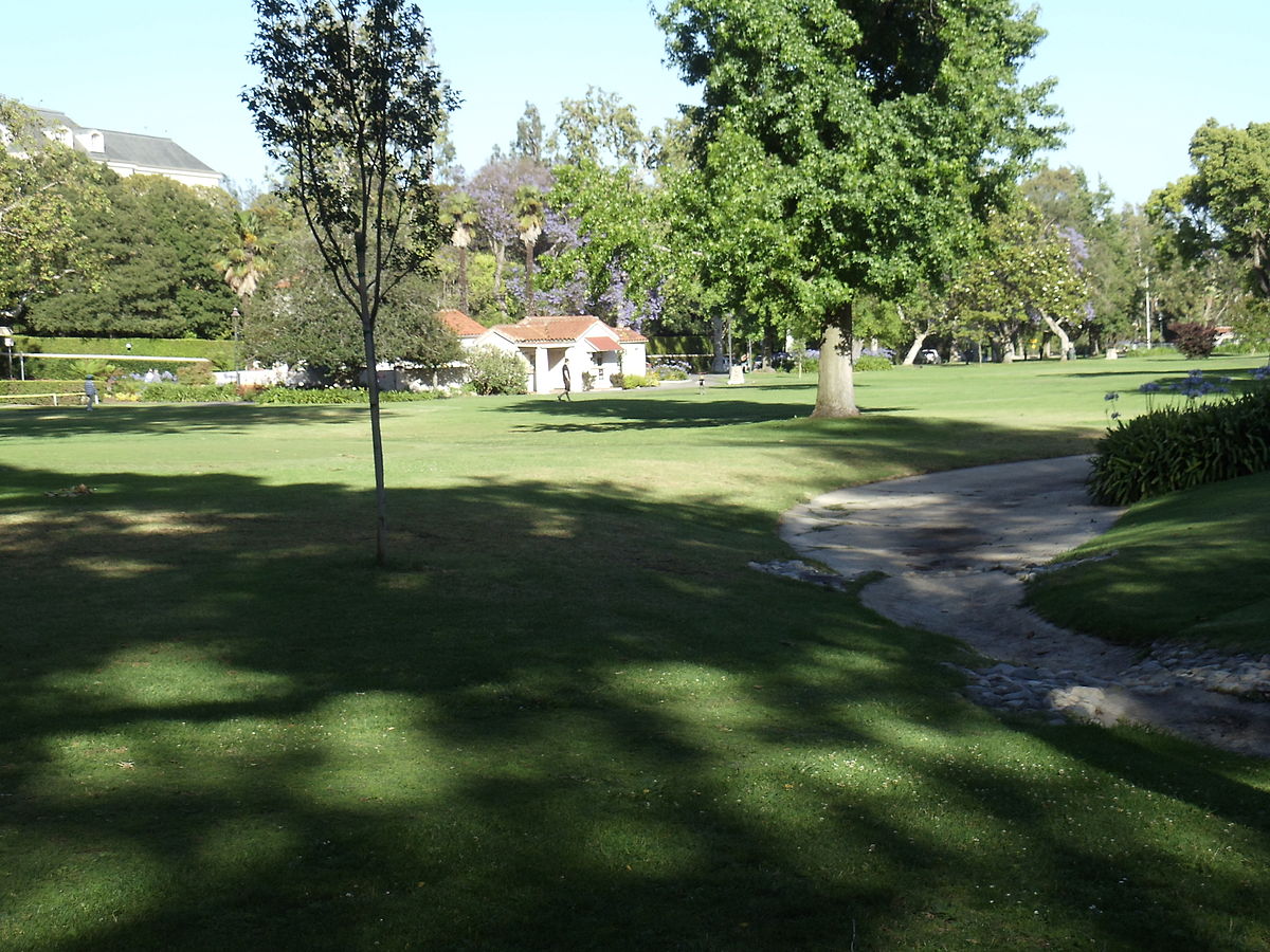 Holmby Park: LA's Top Spot for Kids & Picnics