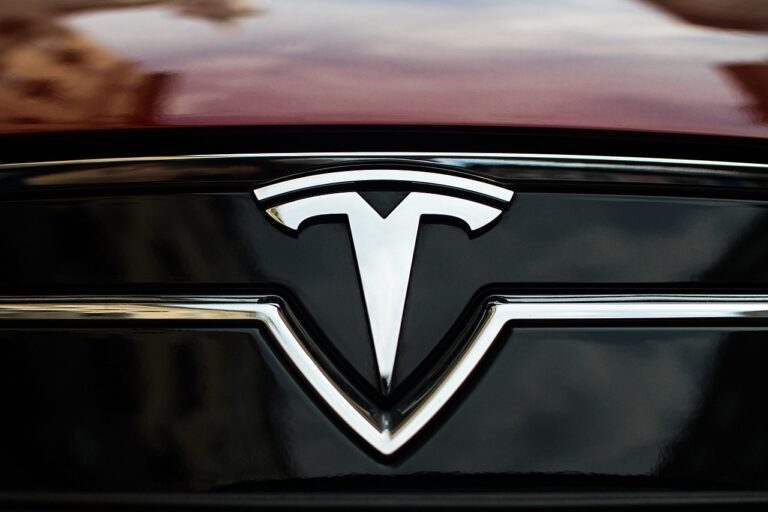 tesla emblem