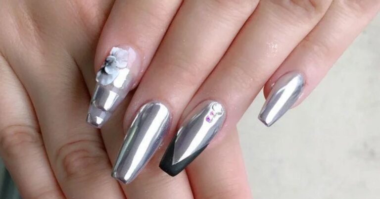 chrome nail polish