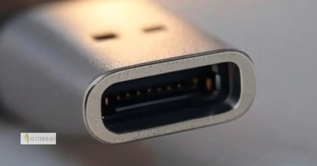 Hayati Pro Ultra USB-C charging port