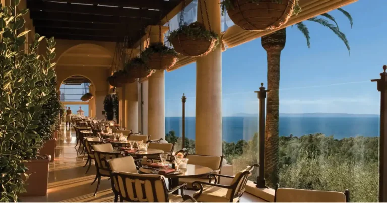 Pelican Grill Newport: Menu, Tips & Reviews